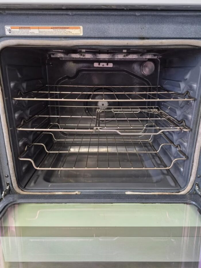Whirlpool Freestanding Electric Range - Image 2
