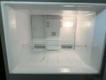 GE 30" Top-Freezer Refrigerator GTRS0KBZRSS - Image 4