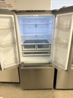 Hisense 30" French Door 20.8 Cu.Ft Refrigerator RF210N6AHE - Image 2