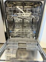 Whirlpool Built-In Dishwasher WDTA50SAHZ0 - Image 3
