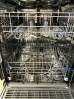 Whirlpool Built-In Dishwasher WDTA50SAHW0 - Image 2