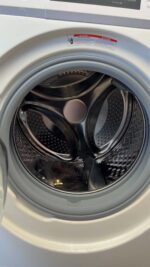 New Open Box - Midea 24" Front-Load 3.1 Cu.Ft Washer MLH27N5AWWC - Image 3