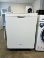 Whirlpool Built-In Dishwasher WDF750SAYW2