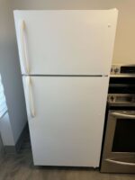 Electrolux 30" Top-Freezer Refrigerator WWTR1802KW7